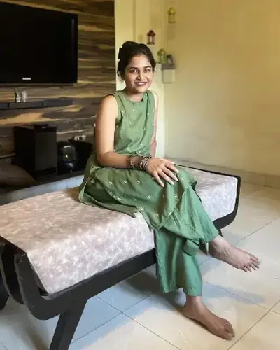 Kareli Call Girls