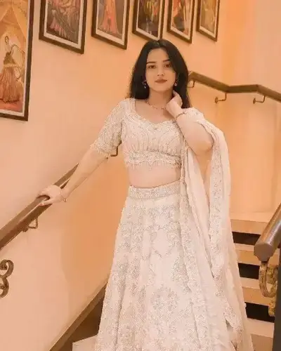 Escort Service In Kareli